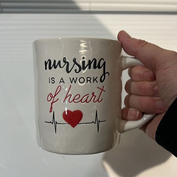 Large Coffee Mug To Celebrate Nurses - Picture 9 of 10
